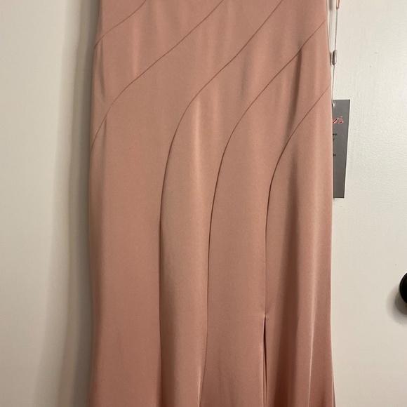 Blush Pink Off Shoulder Evening Gown XS New - Picture 4 of 13